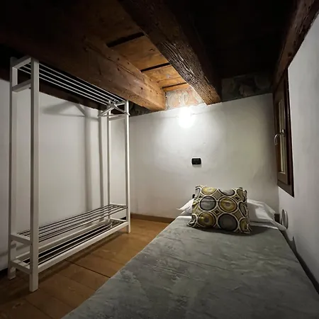 Johnny Alta Apartment