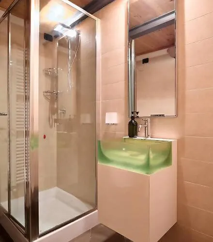 Johnny Alta アパート *