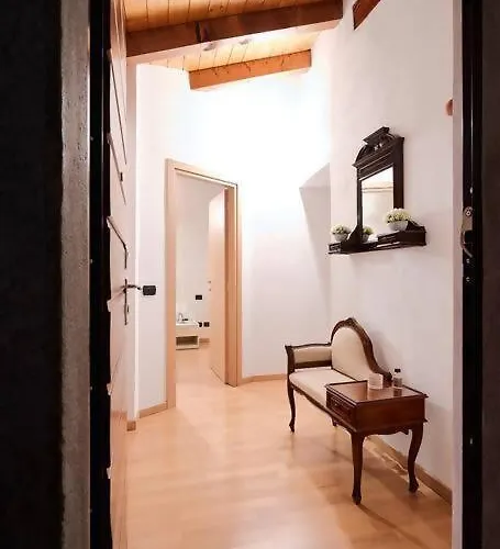 Johnny Alta Lägenhet Bergamo